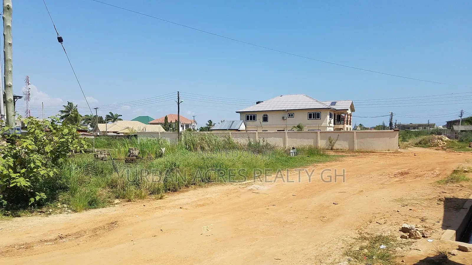 Gt.Accra, Amasaman (Medie) _ 1 Plot (70'x100') Land