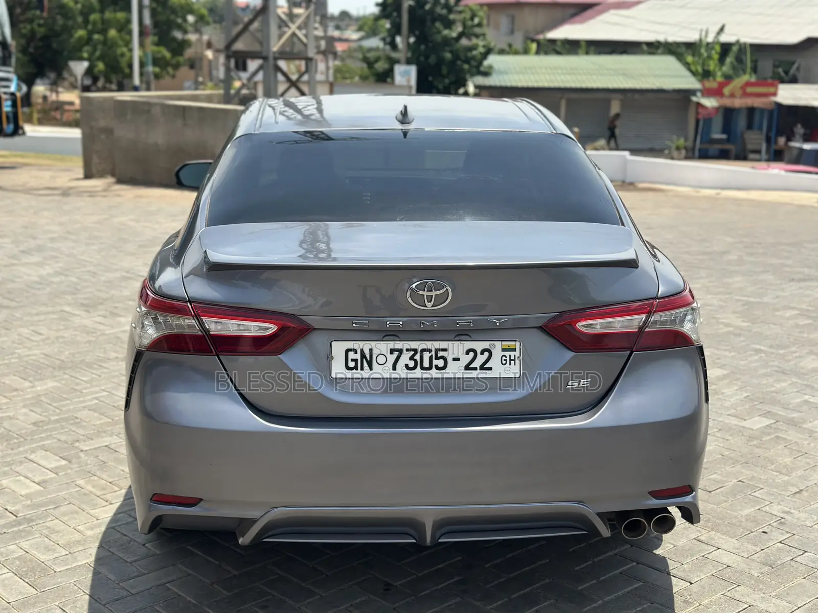 Toyota Camry SE (2.5L 4cyl 8A) 2019 Gray