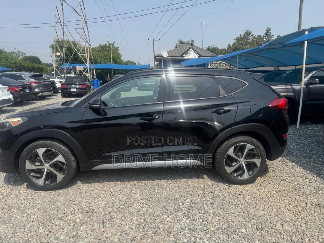 Hyundai Tucson Limited AWD 2018 Black