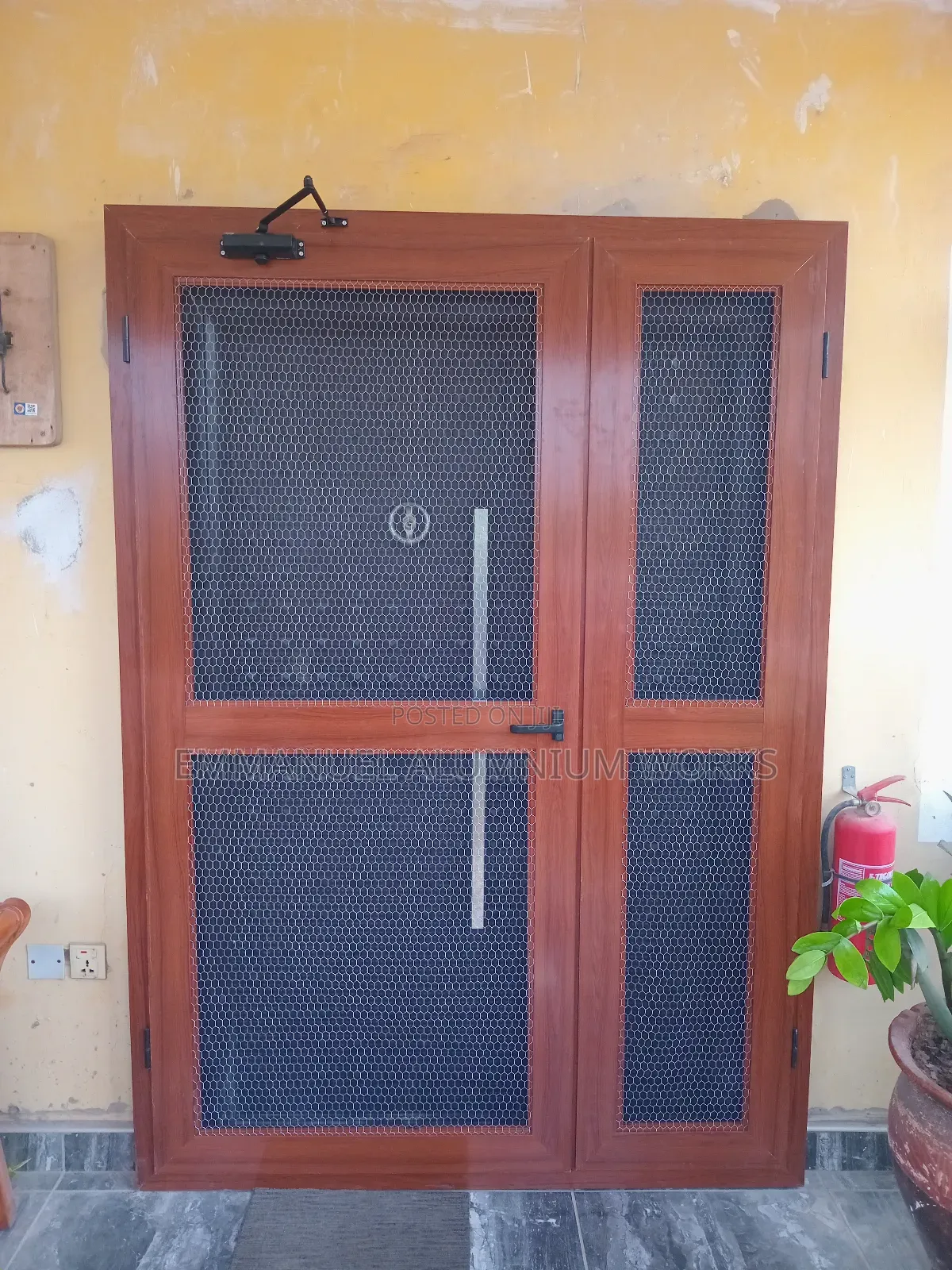 C19 Aluminium Trap Door