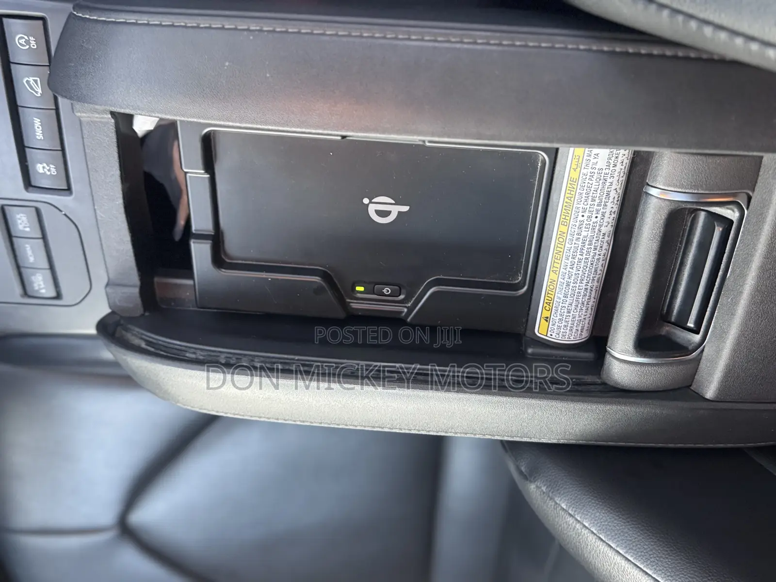 Toyota Highlander XLE 2022 Gray