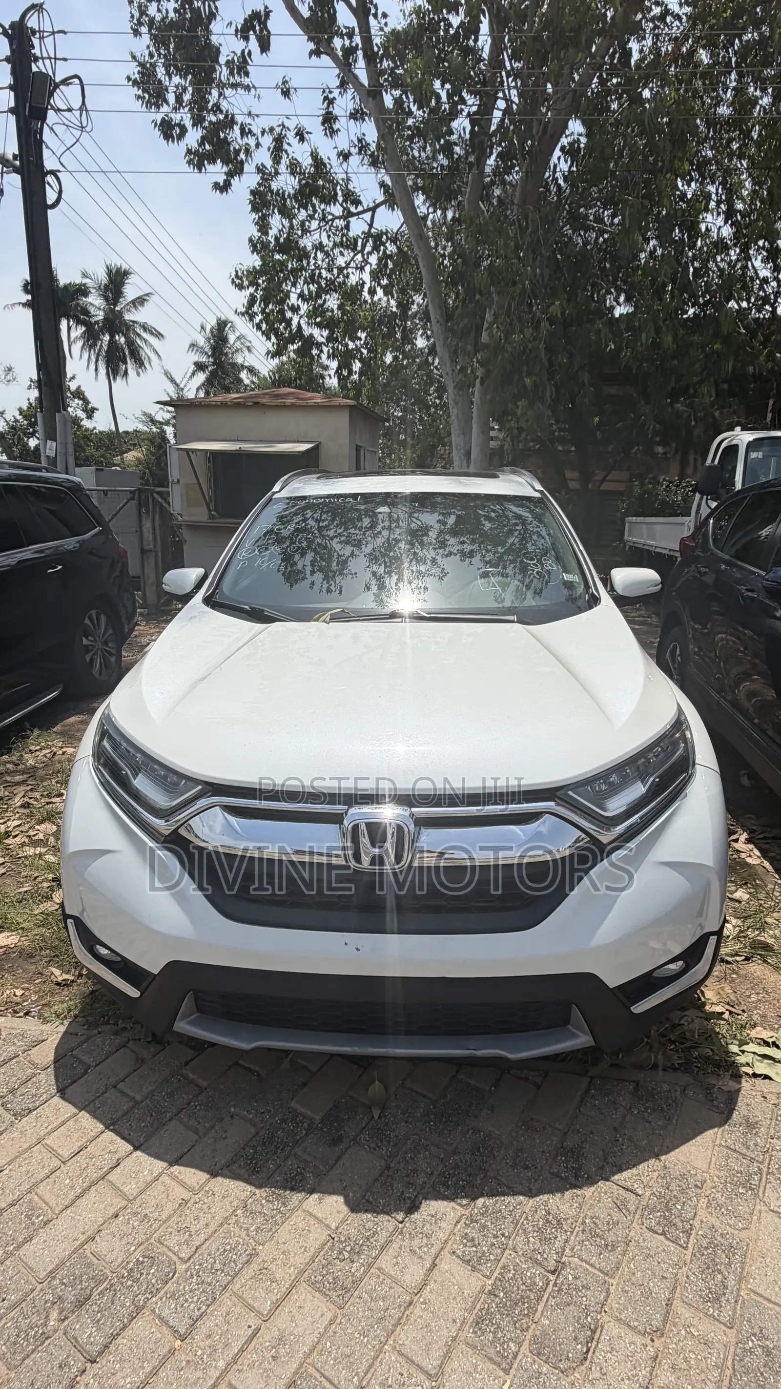 Honda CR-V Touring AWD 2019 White