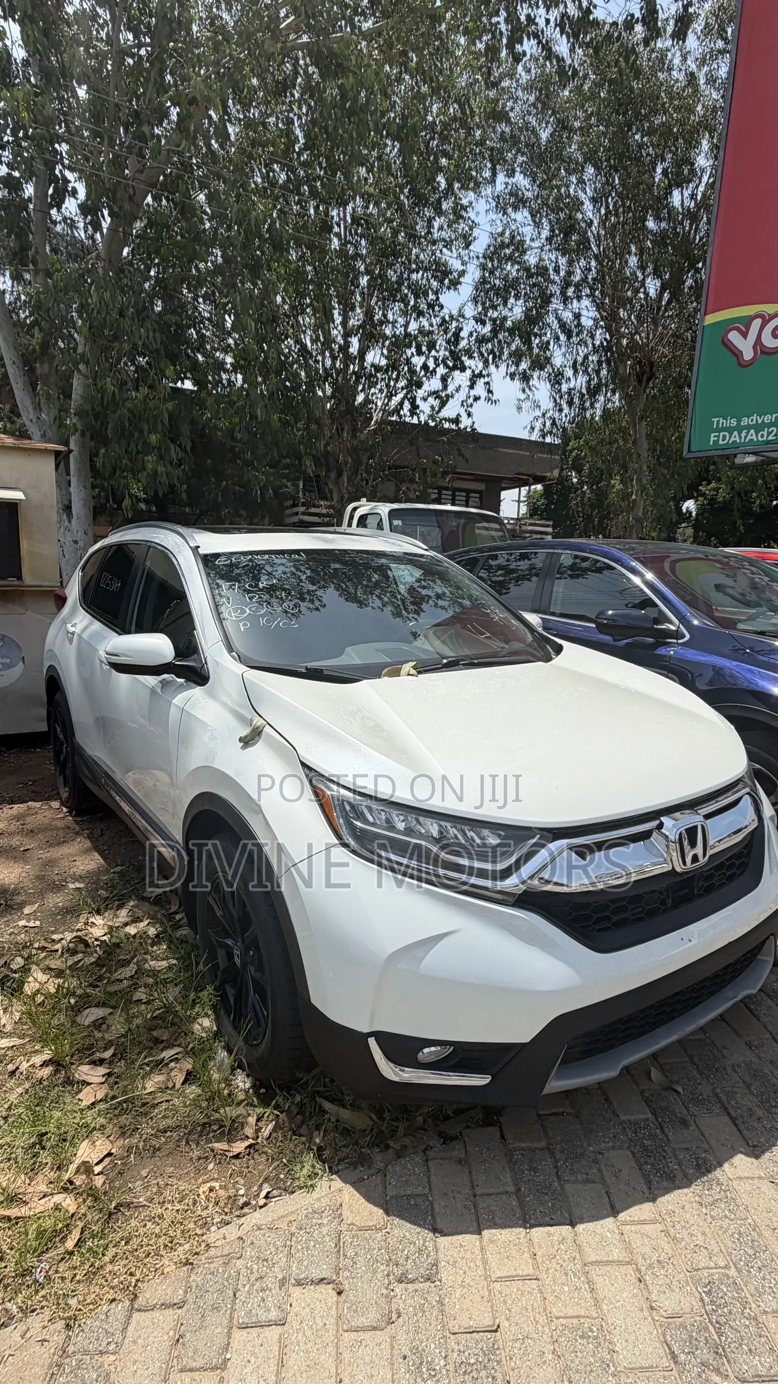 Honda CR-V Touring AWD 2019 White