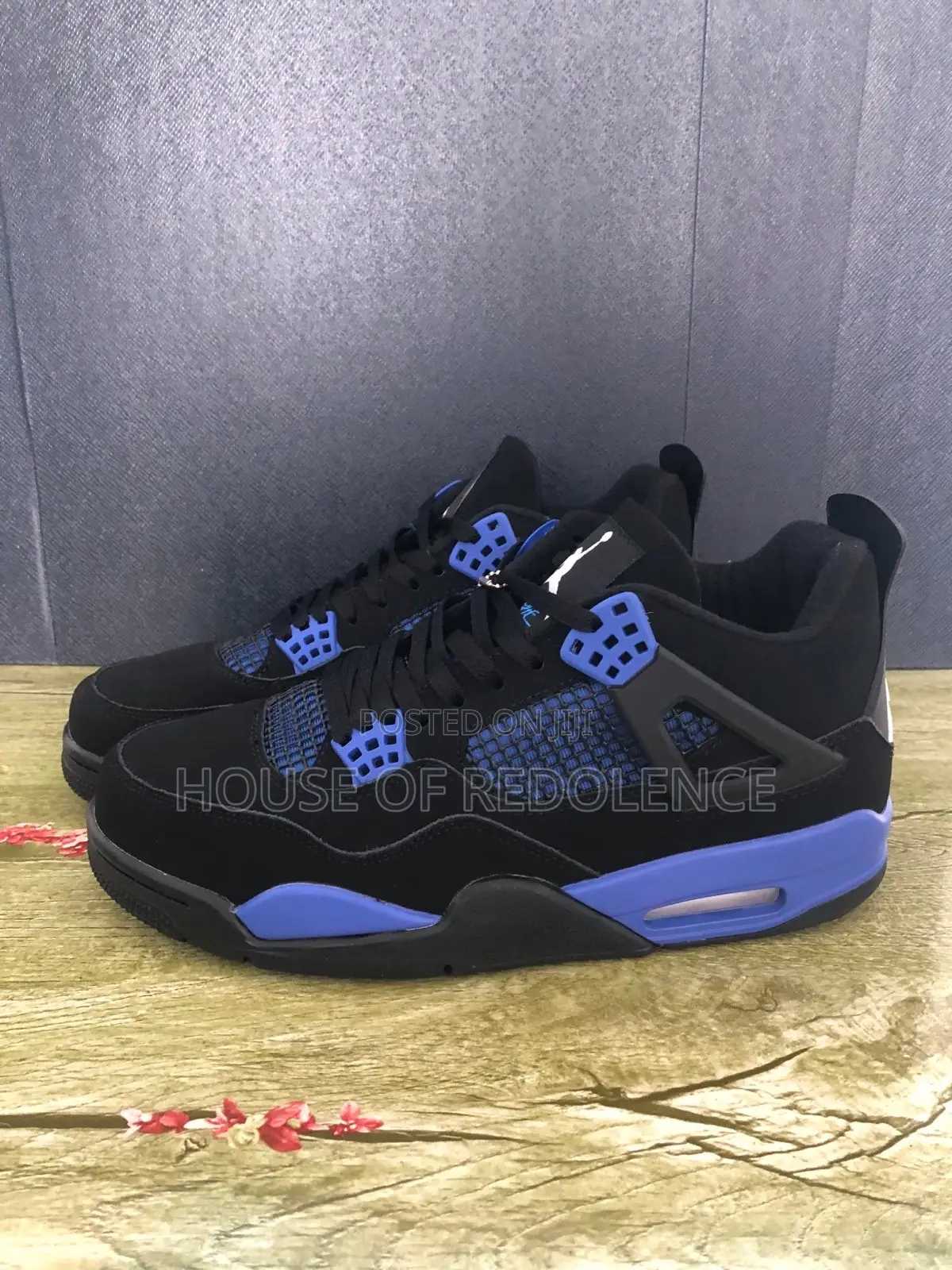 Air Jordan 4 Retro Blue Thunder Sneakers