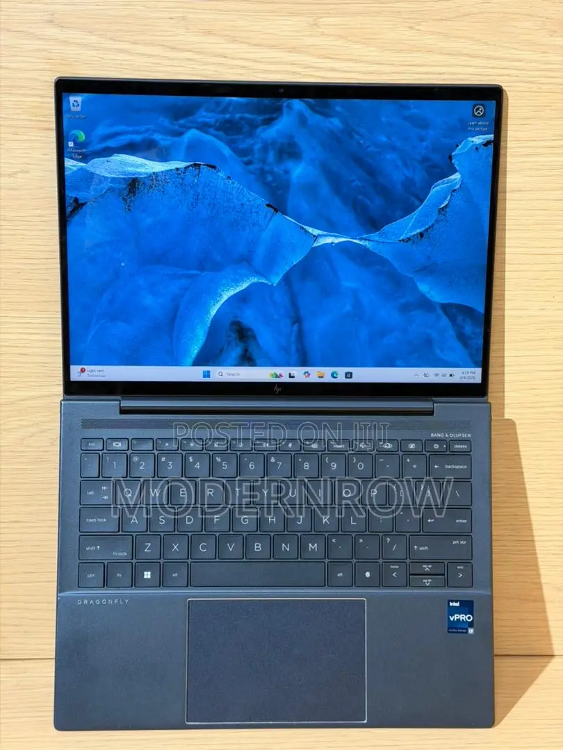 Laptop HP Dragonfly G4 32GB Intel Core i7 SSD 1T