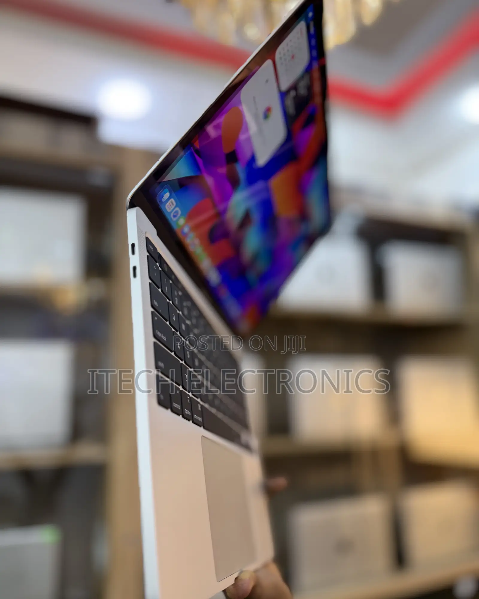 Laptop Apple MacBook Pro 2020 32GB Intel Core i7 SSD 512GB