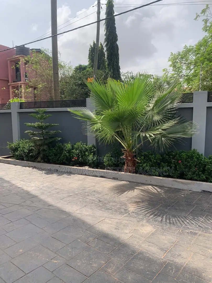 2bdrm Apartment in Ashaley Botwe for rent