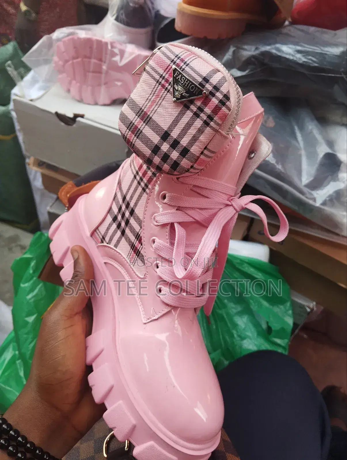 Women's Classic Boots. Original and High -Quality