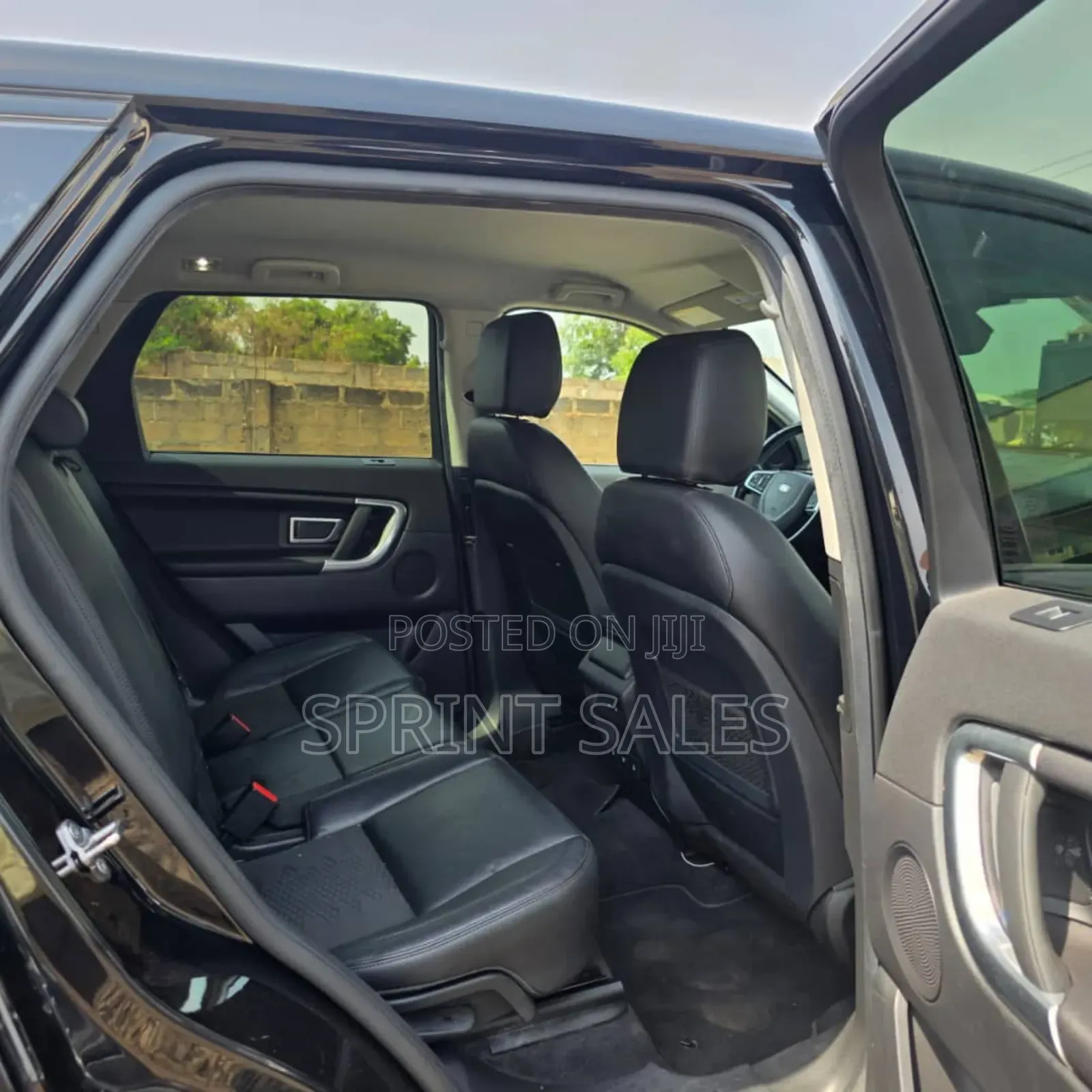 Land Rover Discovery Sport SE 2019 Black