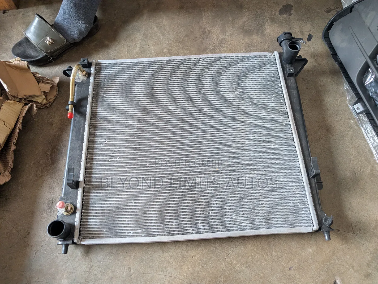 Kia Sorento 2016,2017,2018,2019 Radiator/ Water Tank Short