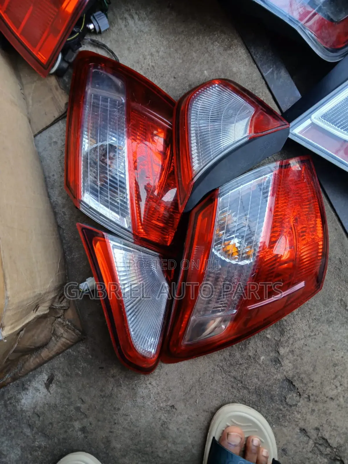 Nissan Qashqai 2010 Taillight and Boot Light