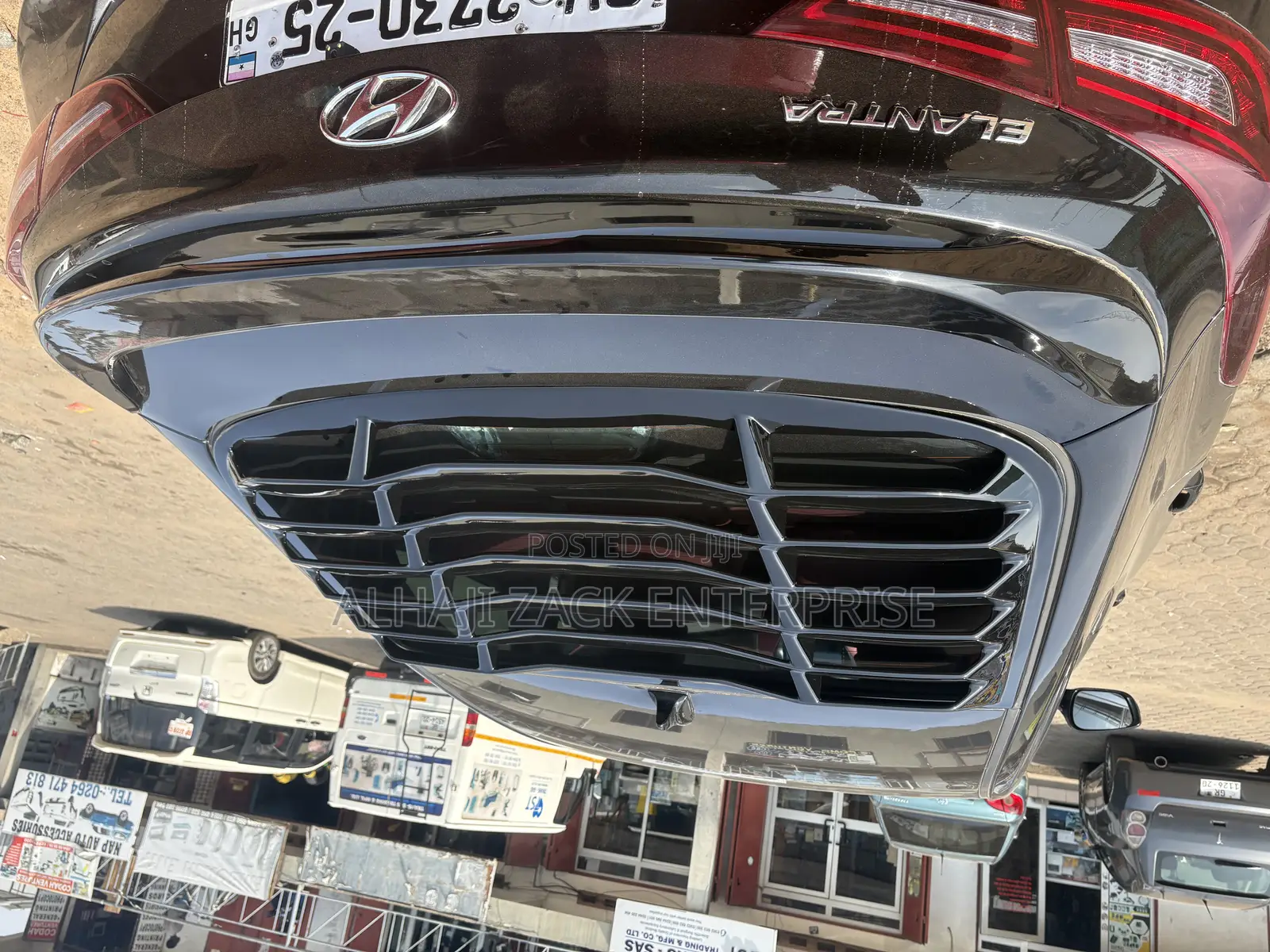 Hyundai Elantra 2012-2016 Back Glass Shade