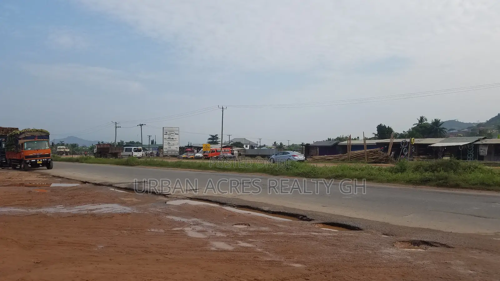 E/R, Medie (Accra - Kumasi Highway) _ 26+ Acres Commercial Lot