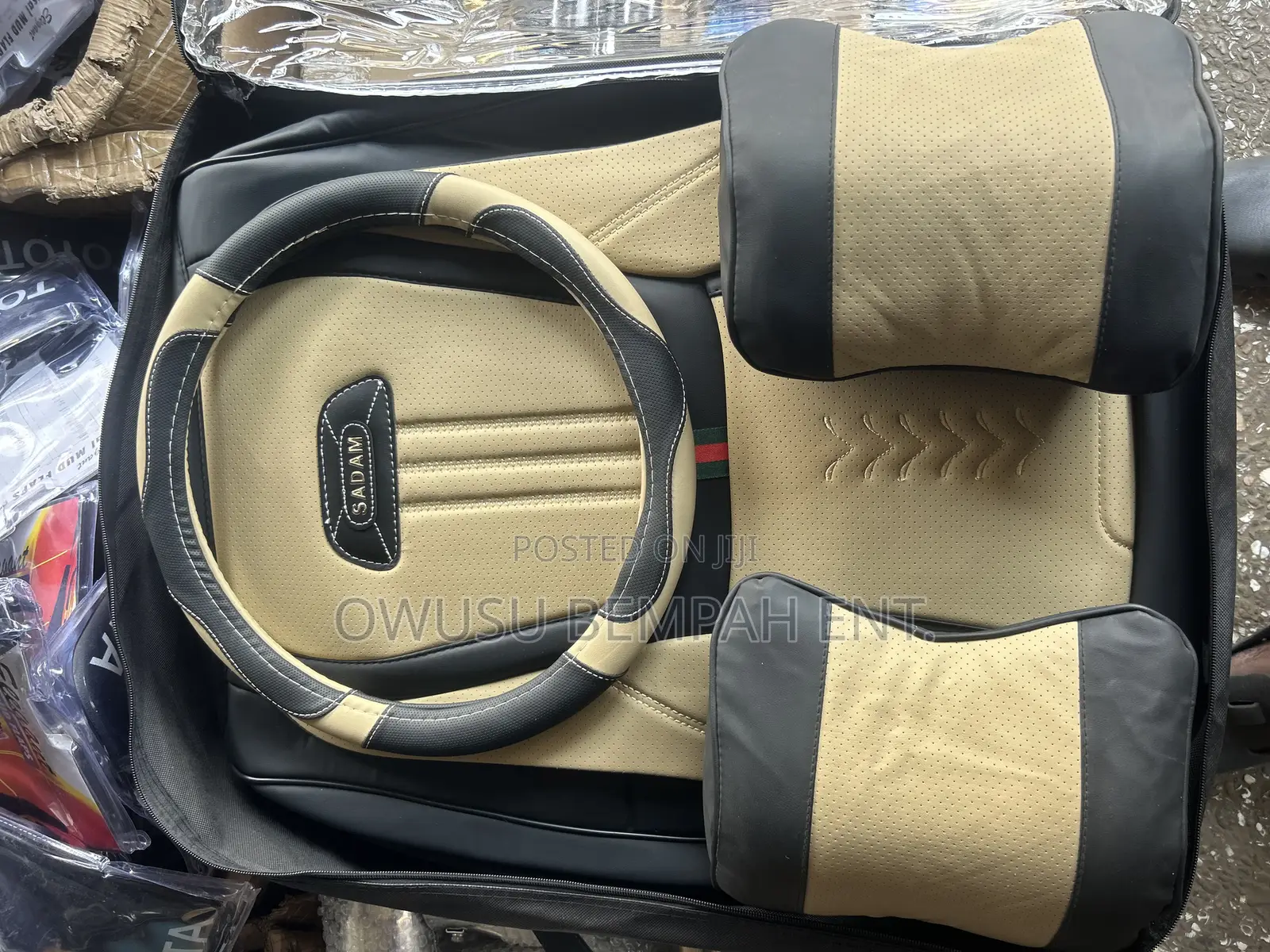 4-d Beige & Black Seat Covers