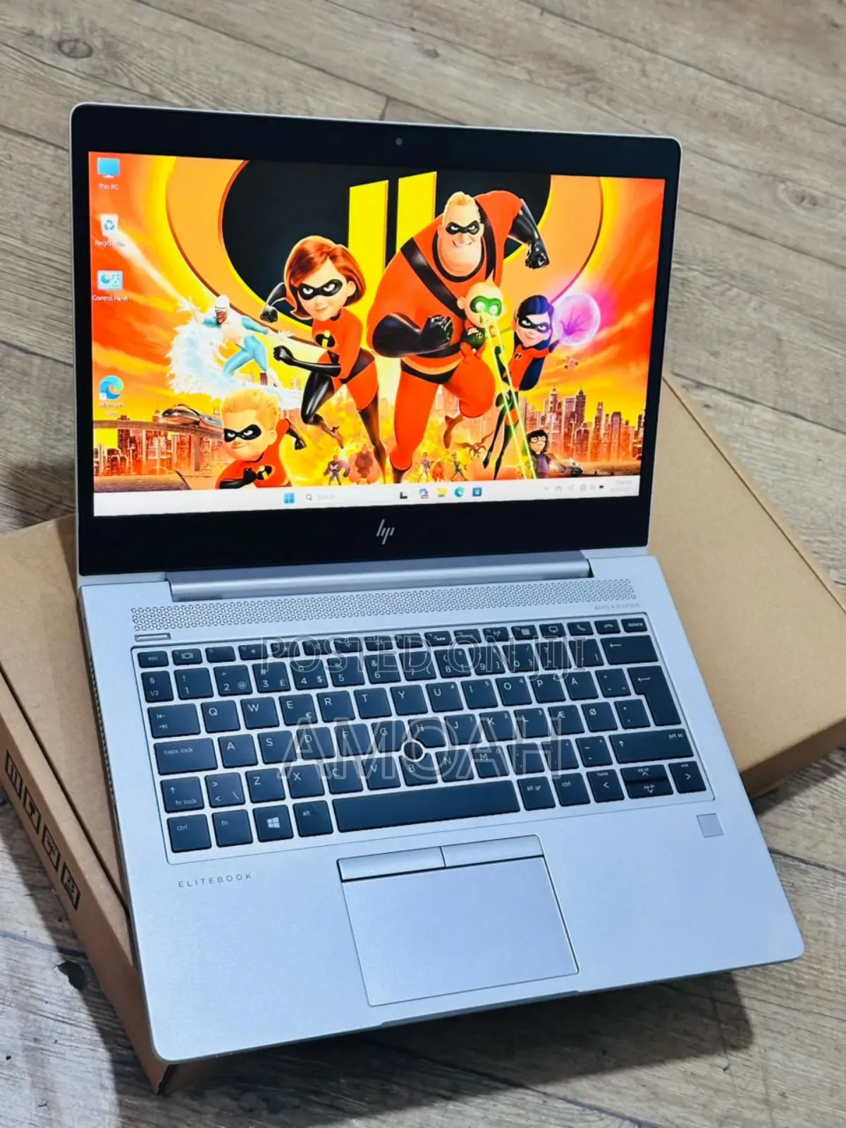 New Laptop HP EliteBook 735 G6 16GB AMD Ryzen 5 SSD 256GB
