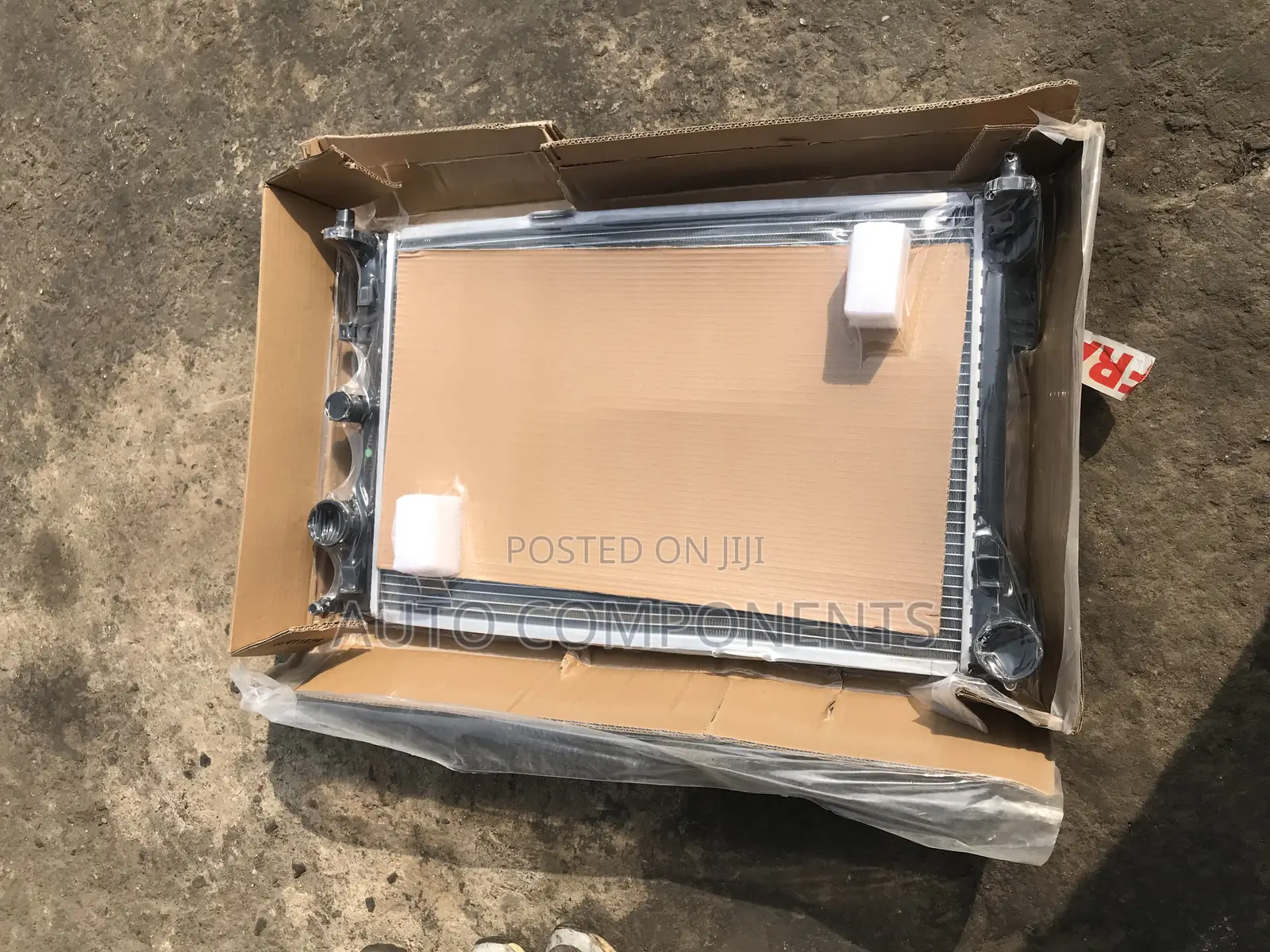 Mercedes Benz C250 (W204 Radiator Tankm