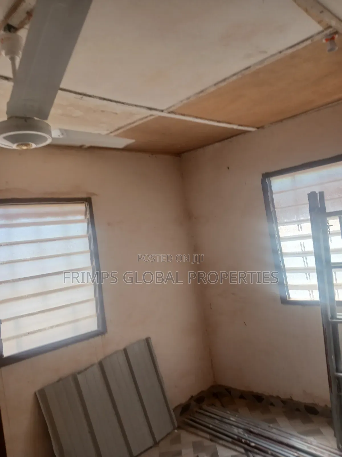 2bdrm Apartment in West Hills Mall Area for rent