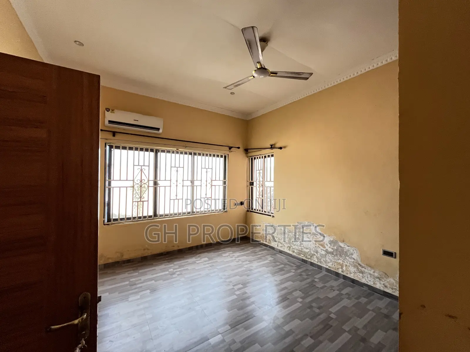 3bdrm Apartment in Sokoban,Wood, Kumasi Metropolitan for rent