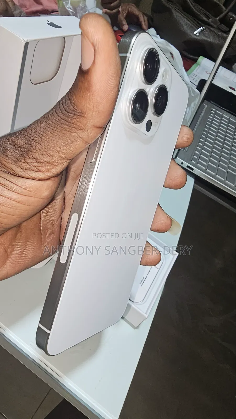 Apple iPhone 15 Pro Max 256 GB White