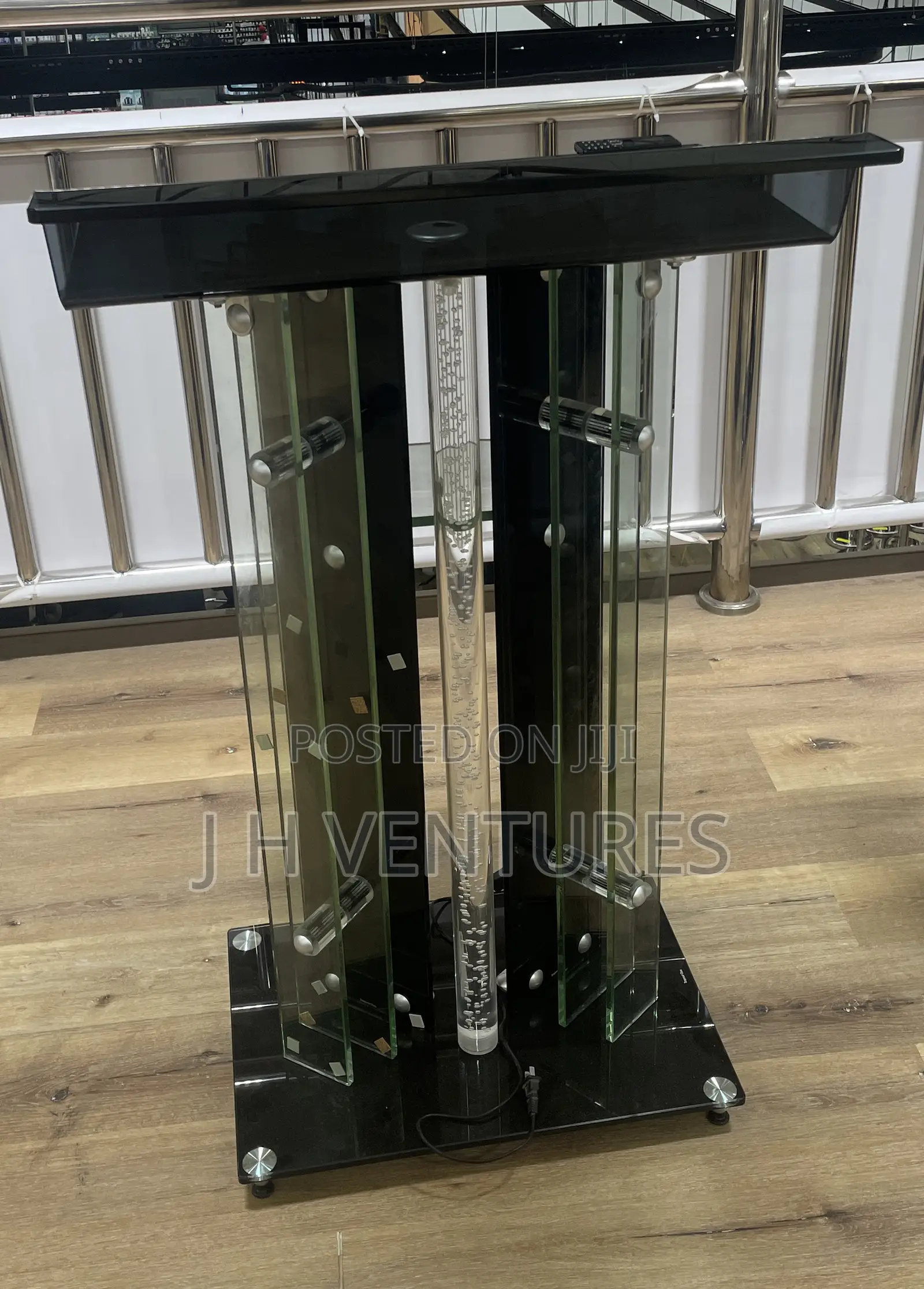 Podium Pulpit