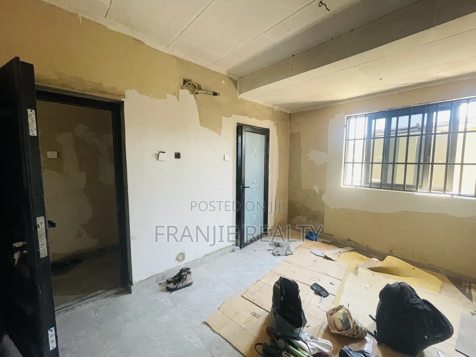 1bdrm Apartment in Franjie Realty, West Hills Mall Area for rent