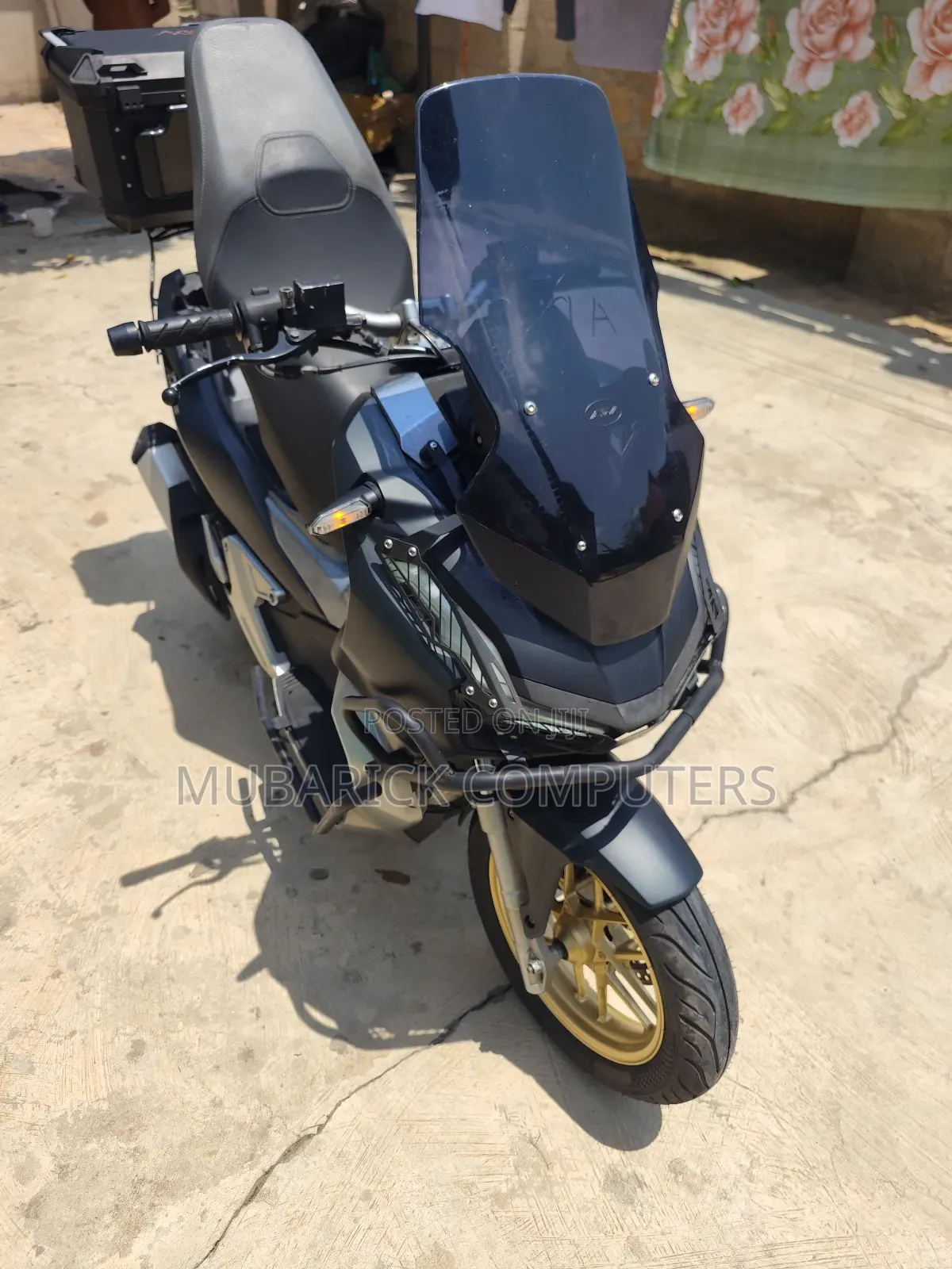 Honda 2022 Black