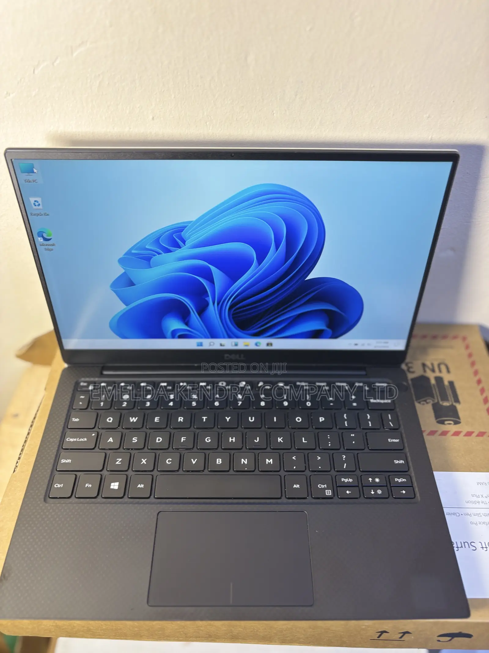 Laptop Dell XPS 13 7390 8GB Intel Core i5 SSD 256GB