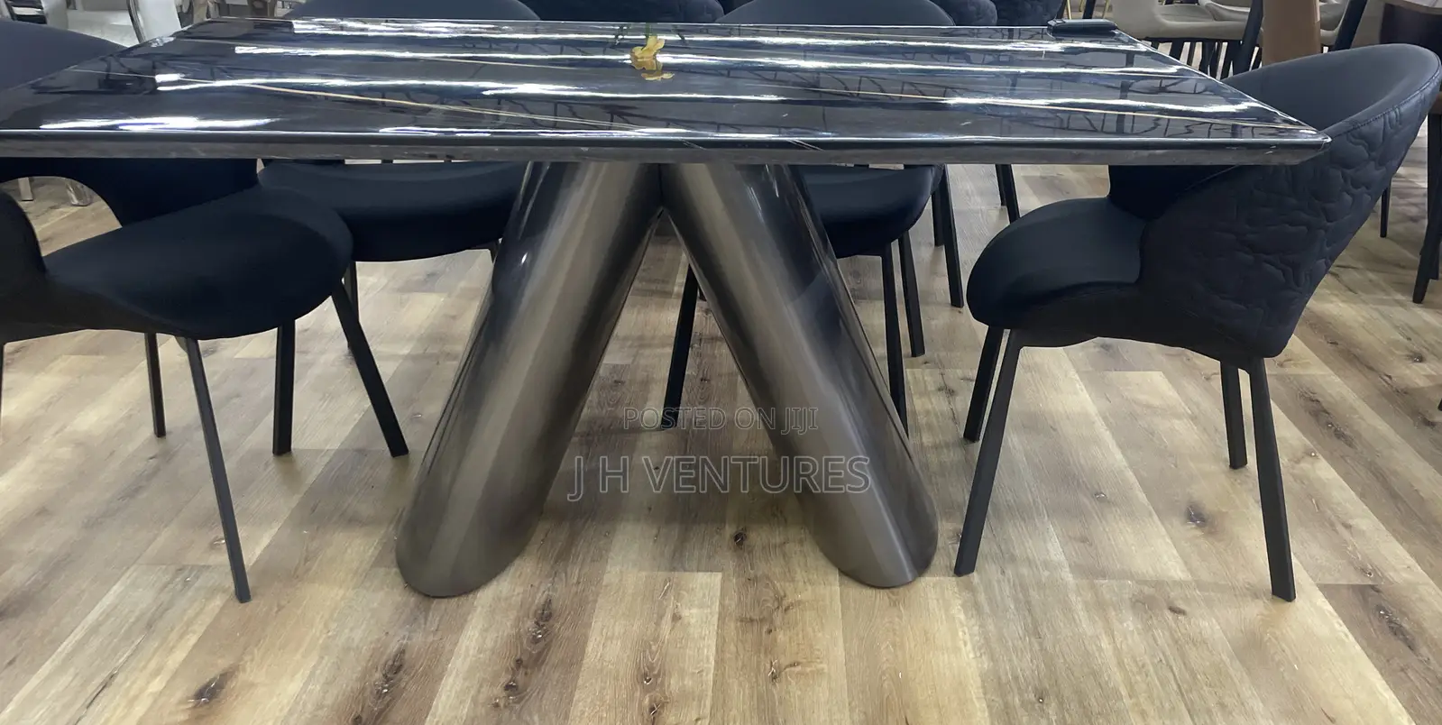 Luxury Dining Table