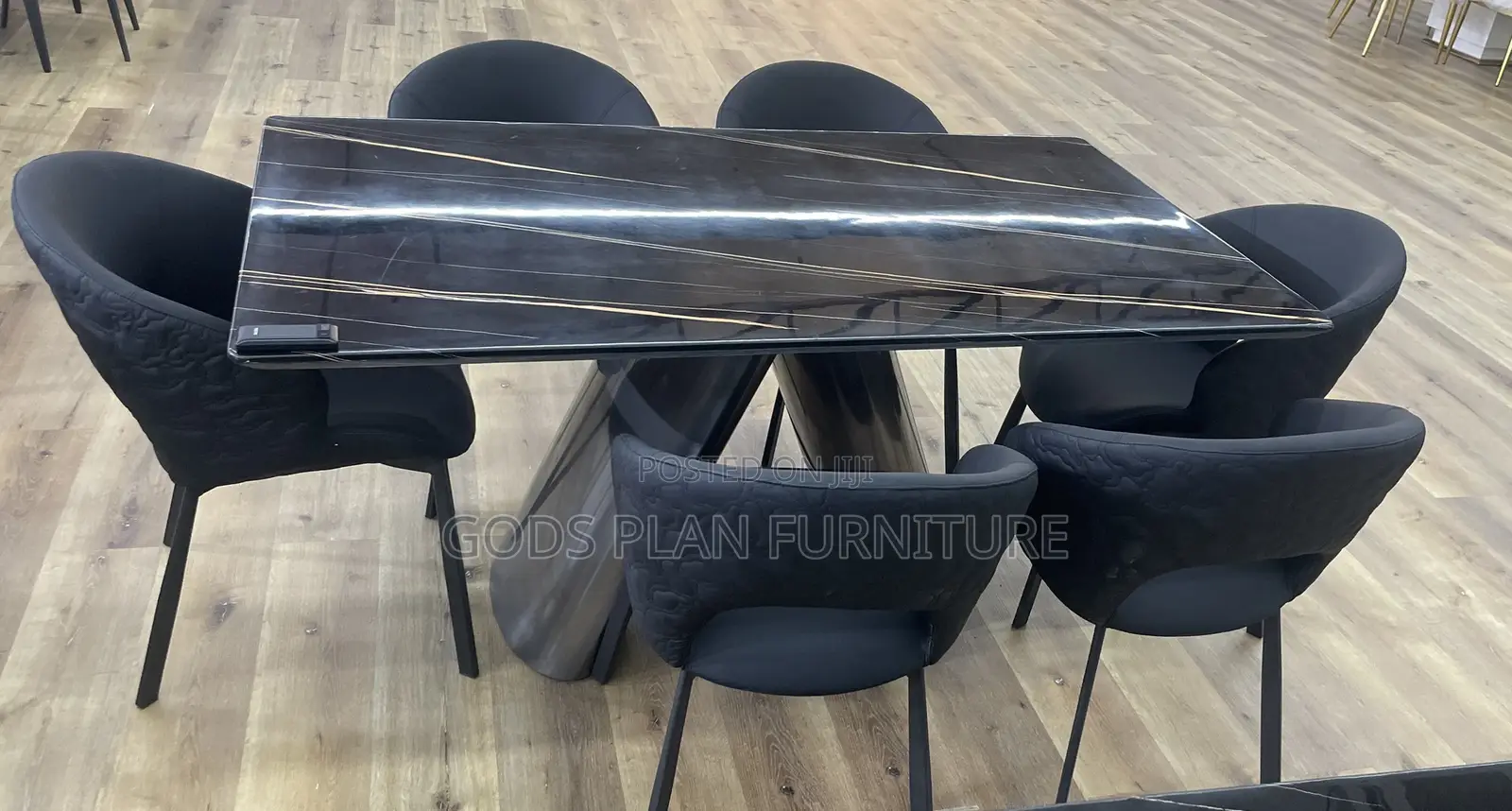 Luxury Dining Table