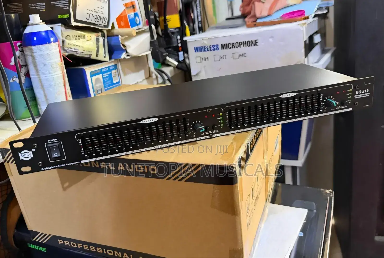 Show Eq-215 Dual Channel 15-band Graphic Equalizer.