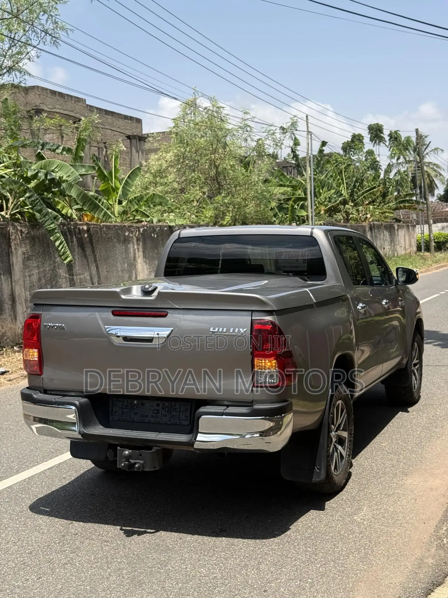 Toyota Hilux Revo Double Cab Deisel 2.4 AWD 2019 Silver