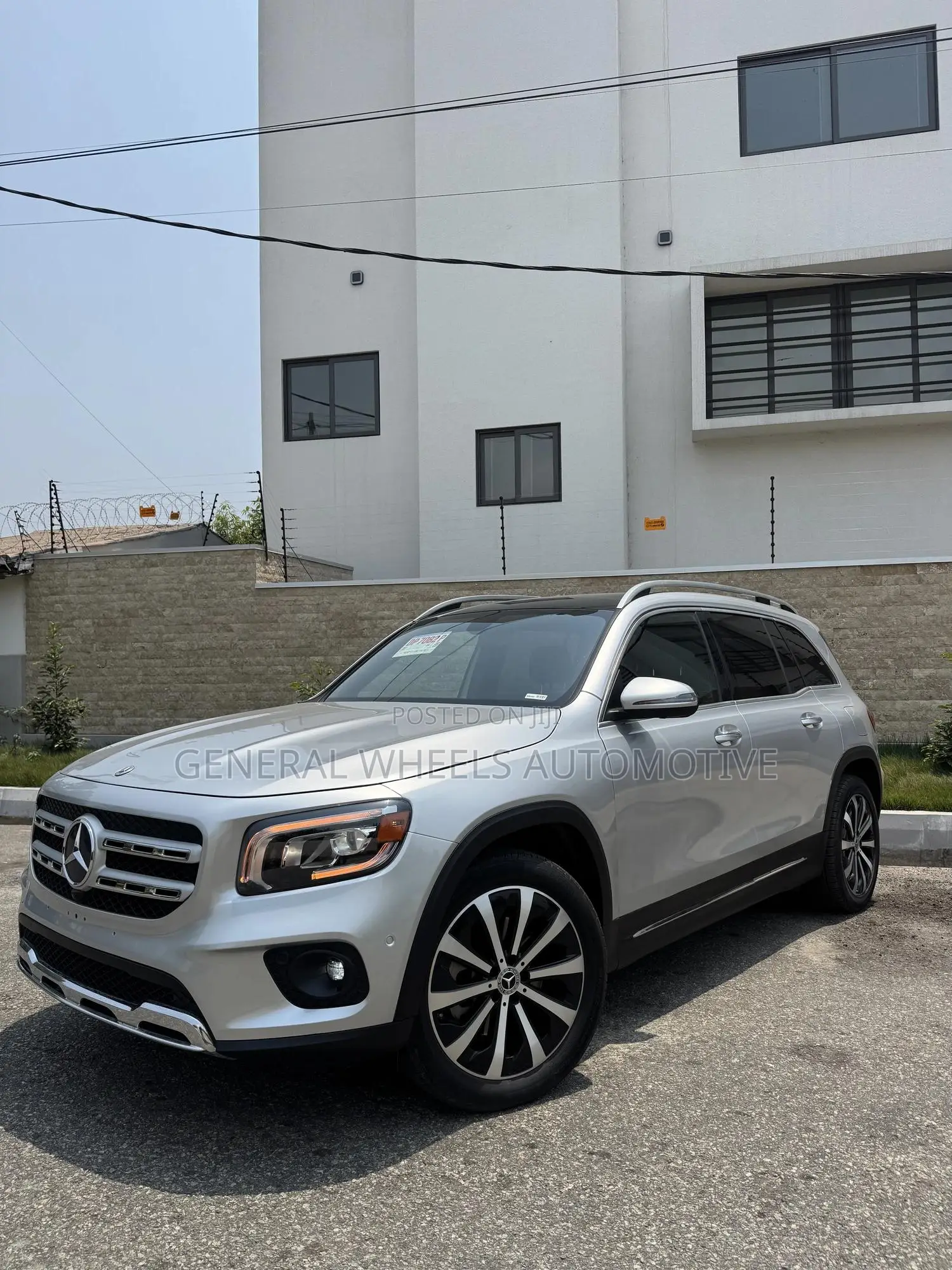 Mercedes-Benz GLB-Class GLB 250 4MATIC 2021 Silver