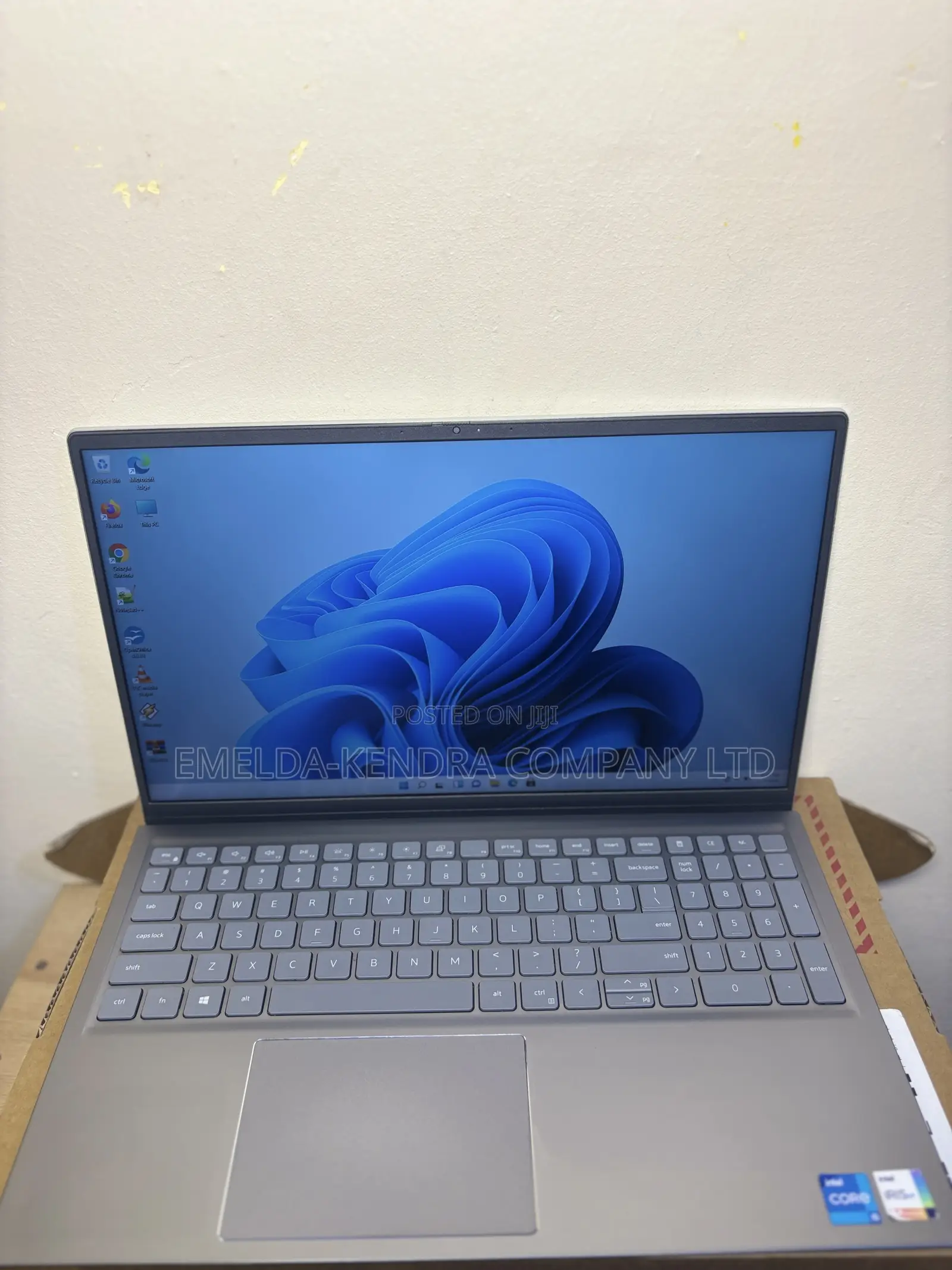 Laptop Dell Inspiron 15 8GB Intel Core i5 SSD 256GB