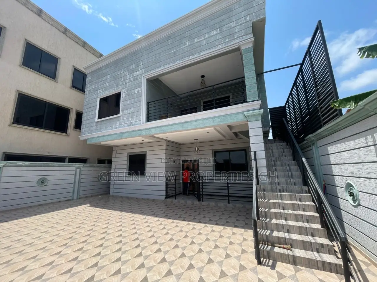 2bdrm Apartment in Sakumono for rent