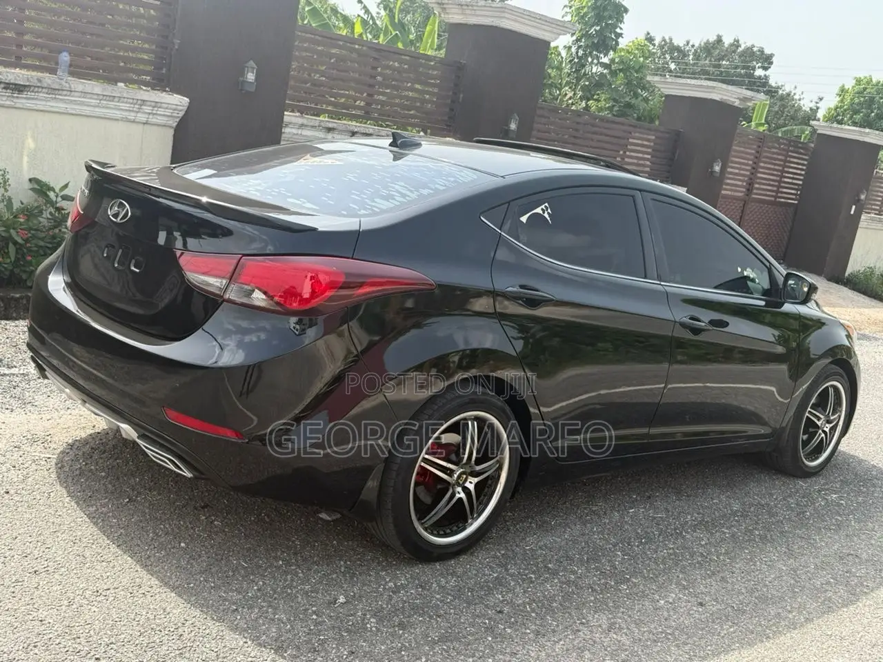 Hyundai Elantra 2016 Black