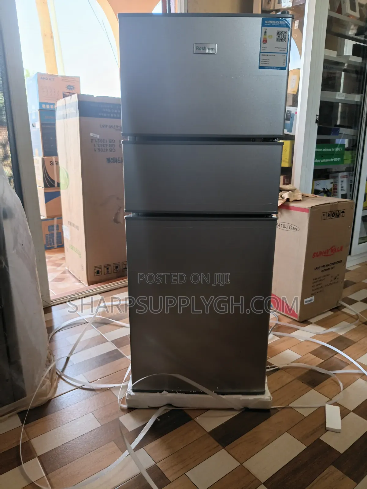 Roshuien Triple Door Fridge