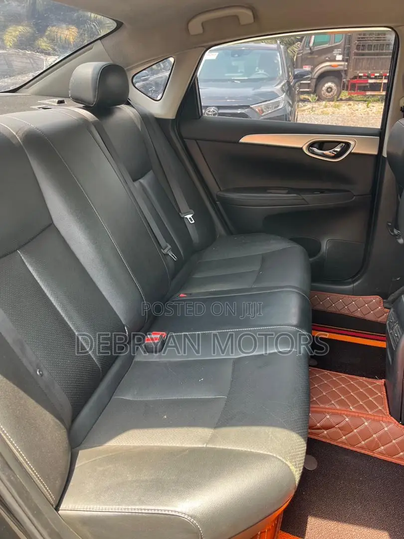 Nissan Sentra SR 2021 Black