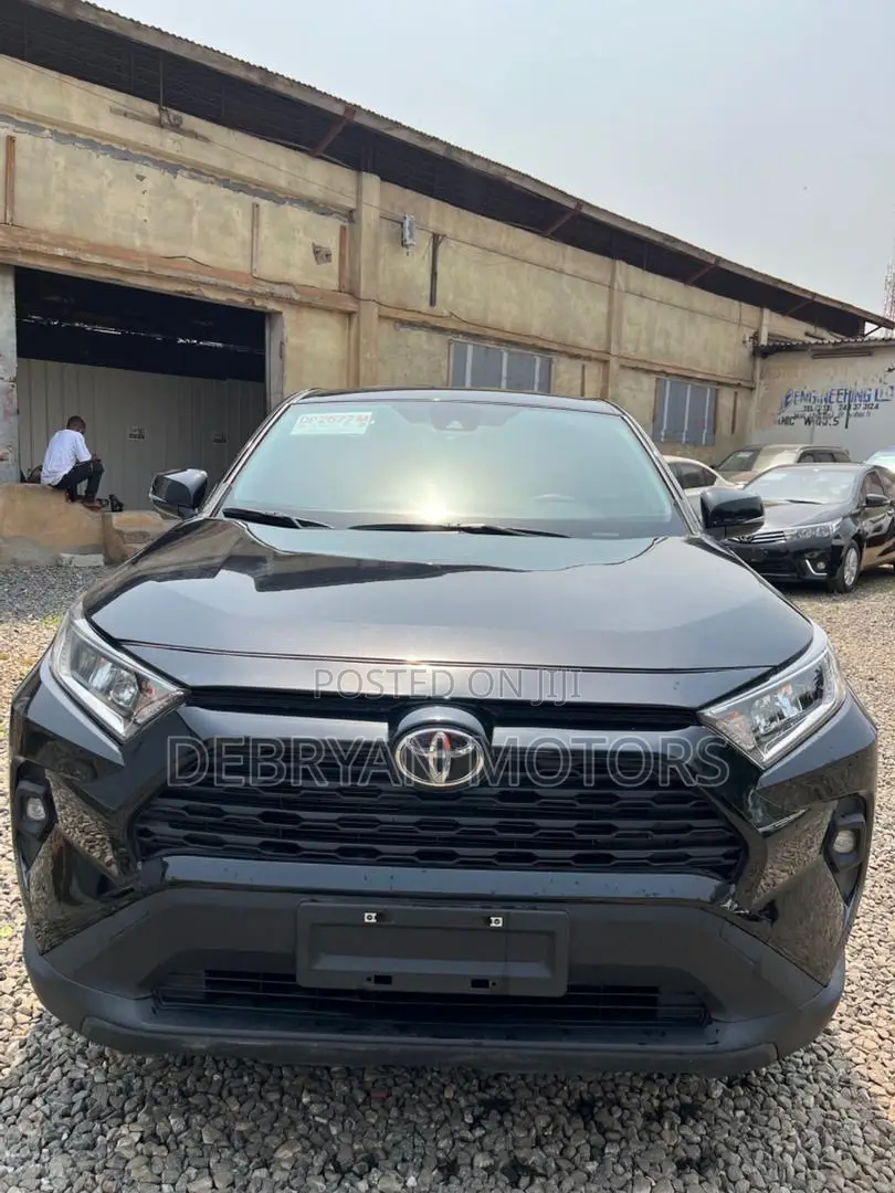 Toyota RAV4 Limited AWD 2024 Black