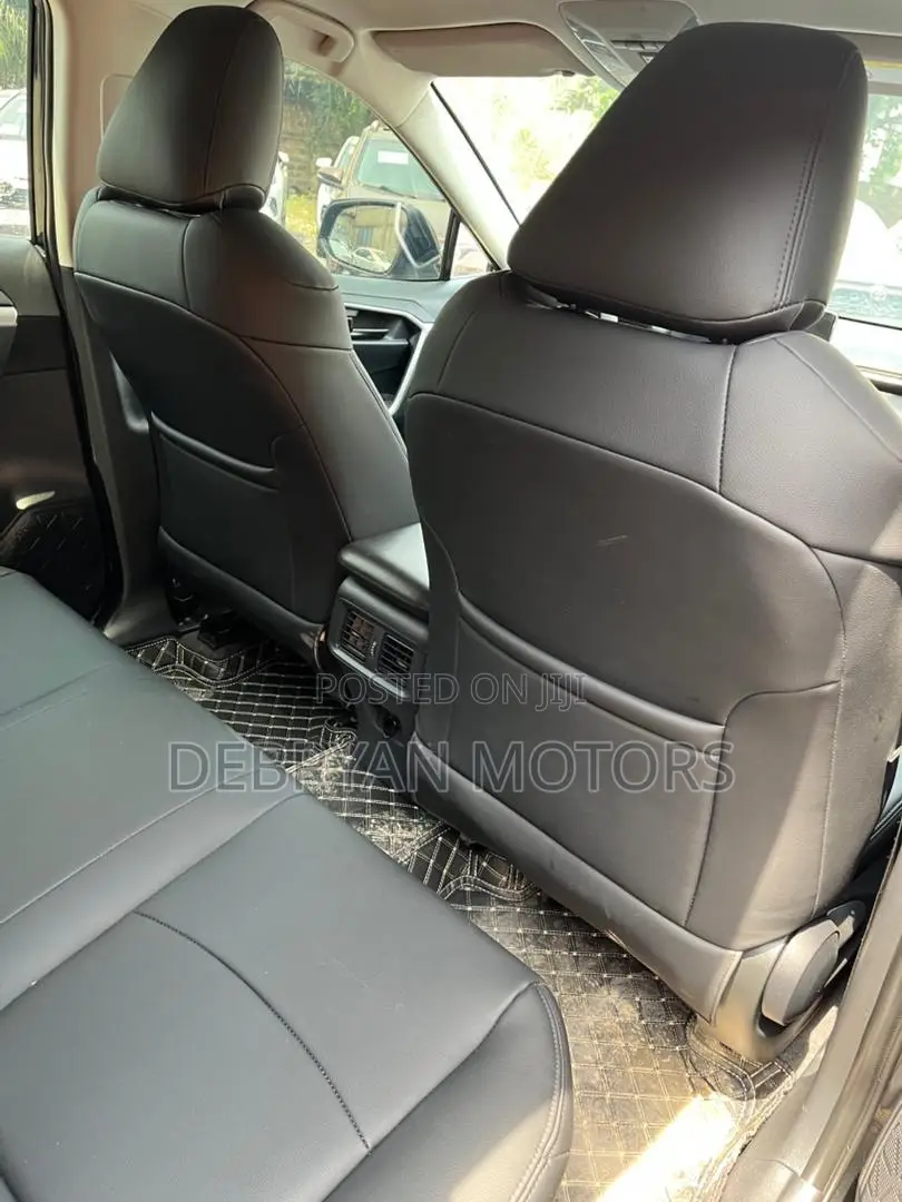 Toyota RAV4 Limited AWD 2024 Black