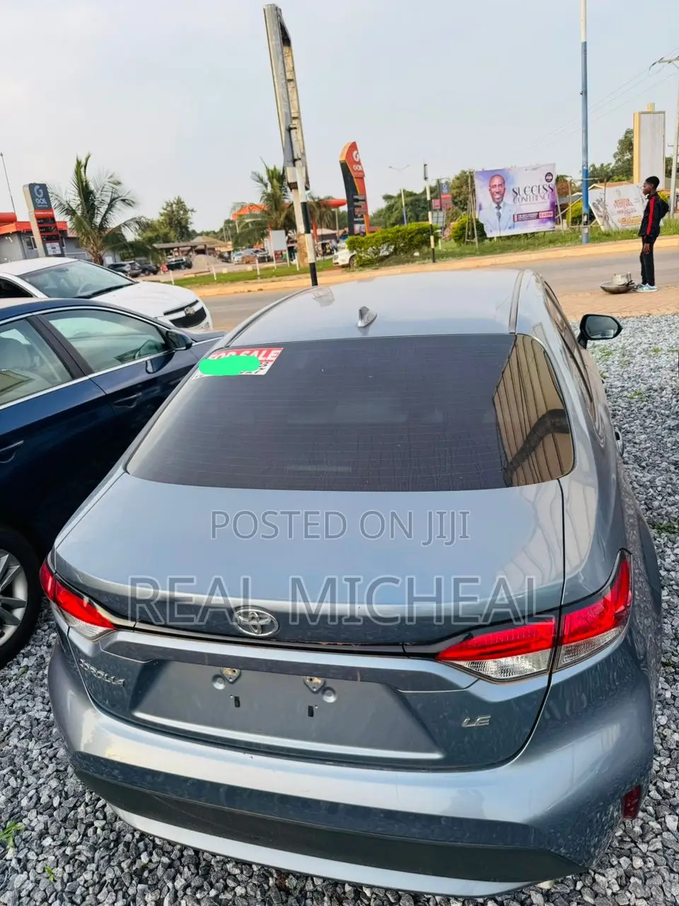 Toyota Corolla LE 2020 Gray