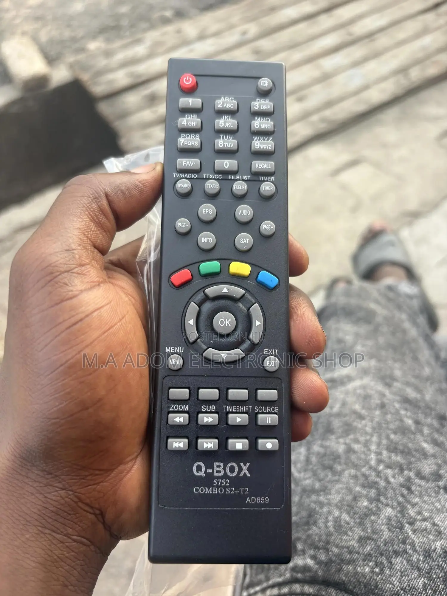 Q-Box Combo Decoder S2+T2 Remote Control