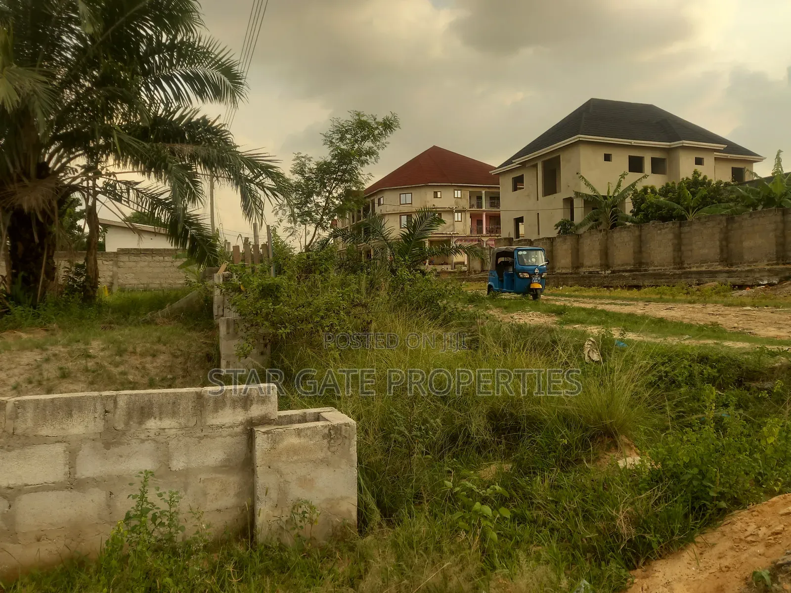 Plot for Sale at Sepe Dote 150*100 Ft ( Near Buokrom Estate)