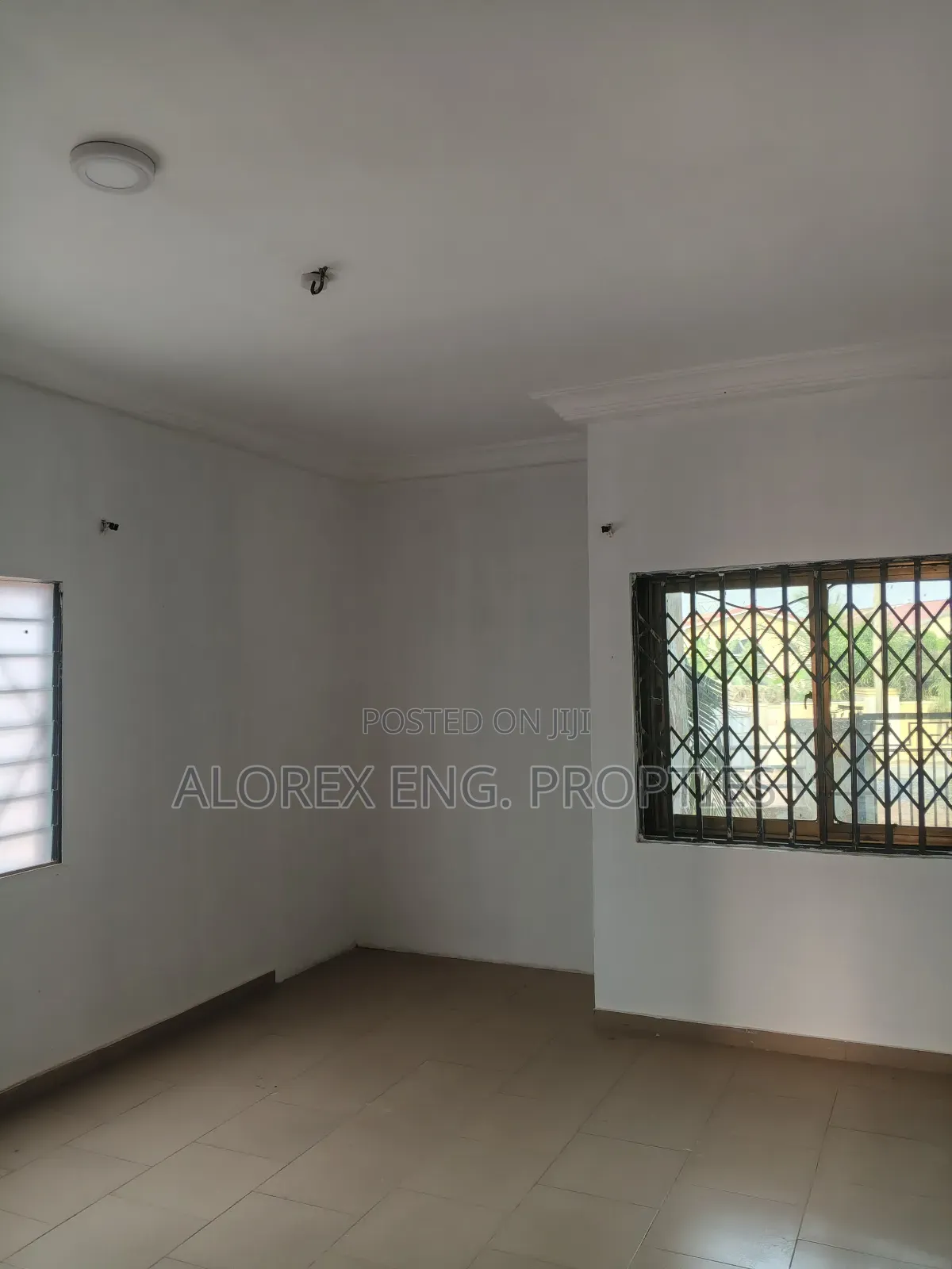 2bdrm Apartment in Amanfro, Frafraha for rent