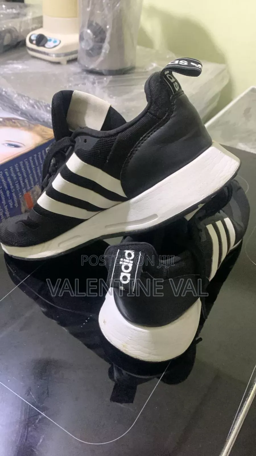 Adidas Size 41 1\2 For Your Daily Exercise And Outing
