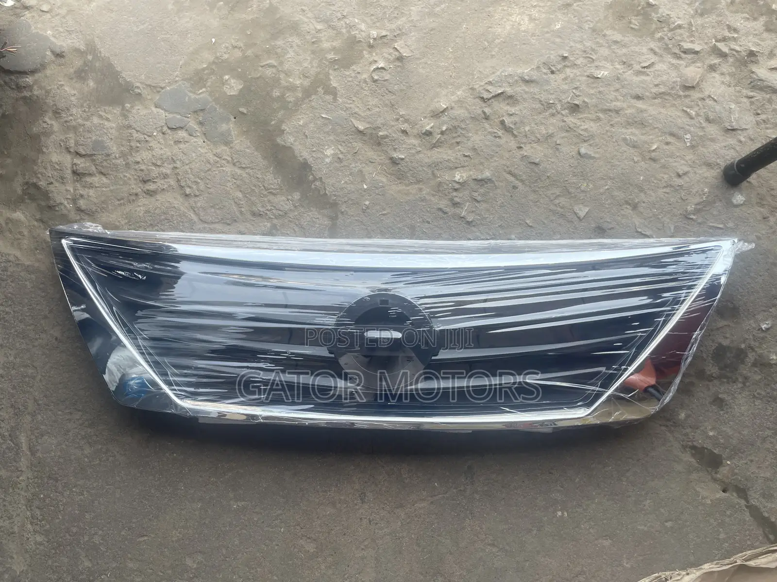 Almera Versa Sunny 2012 2013 2014 Top Shells Grille