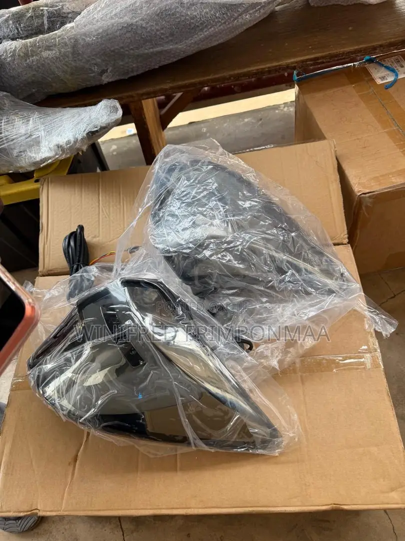 Hrv 2014,2015,2017,2018,2019 Spec Tail Light