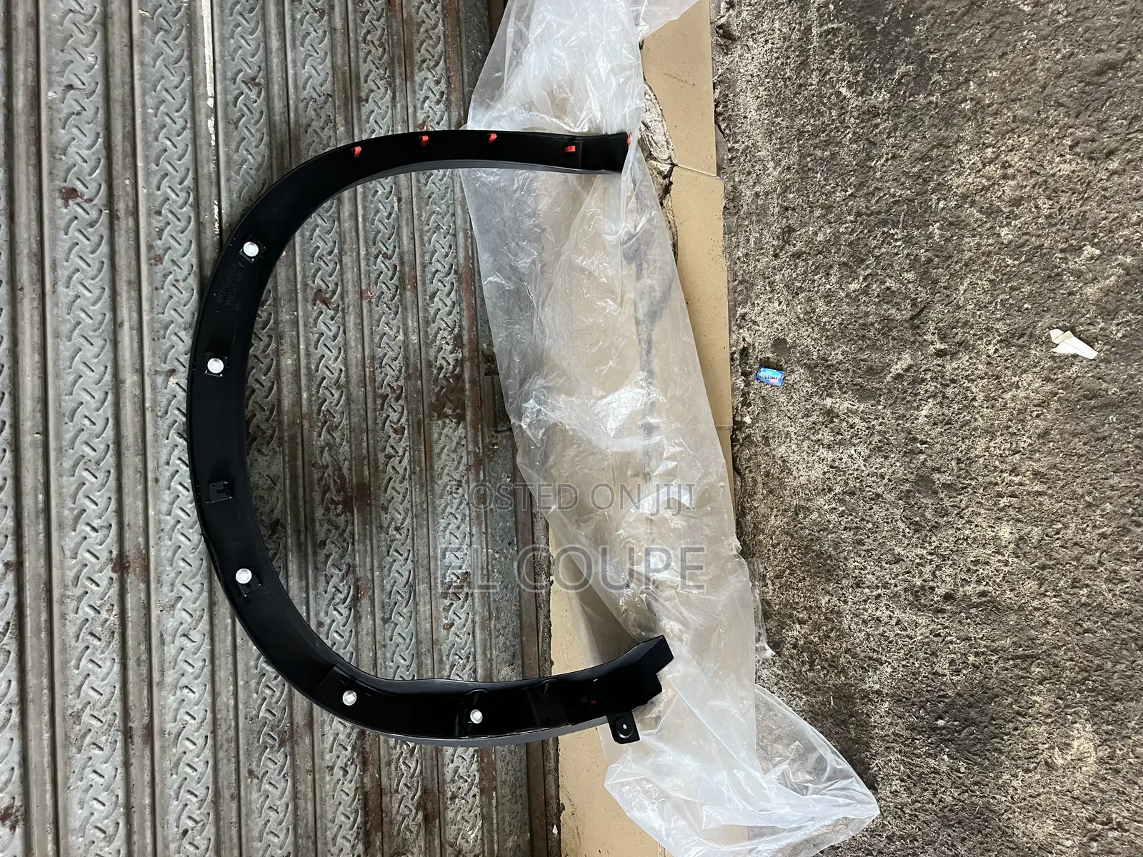 Mitsubishi Outlander Fender Moulding 2022,2023,2024,2025,2026