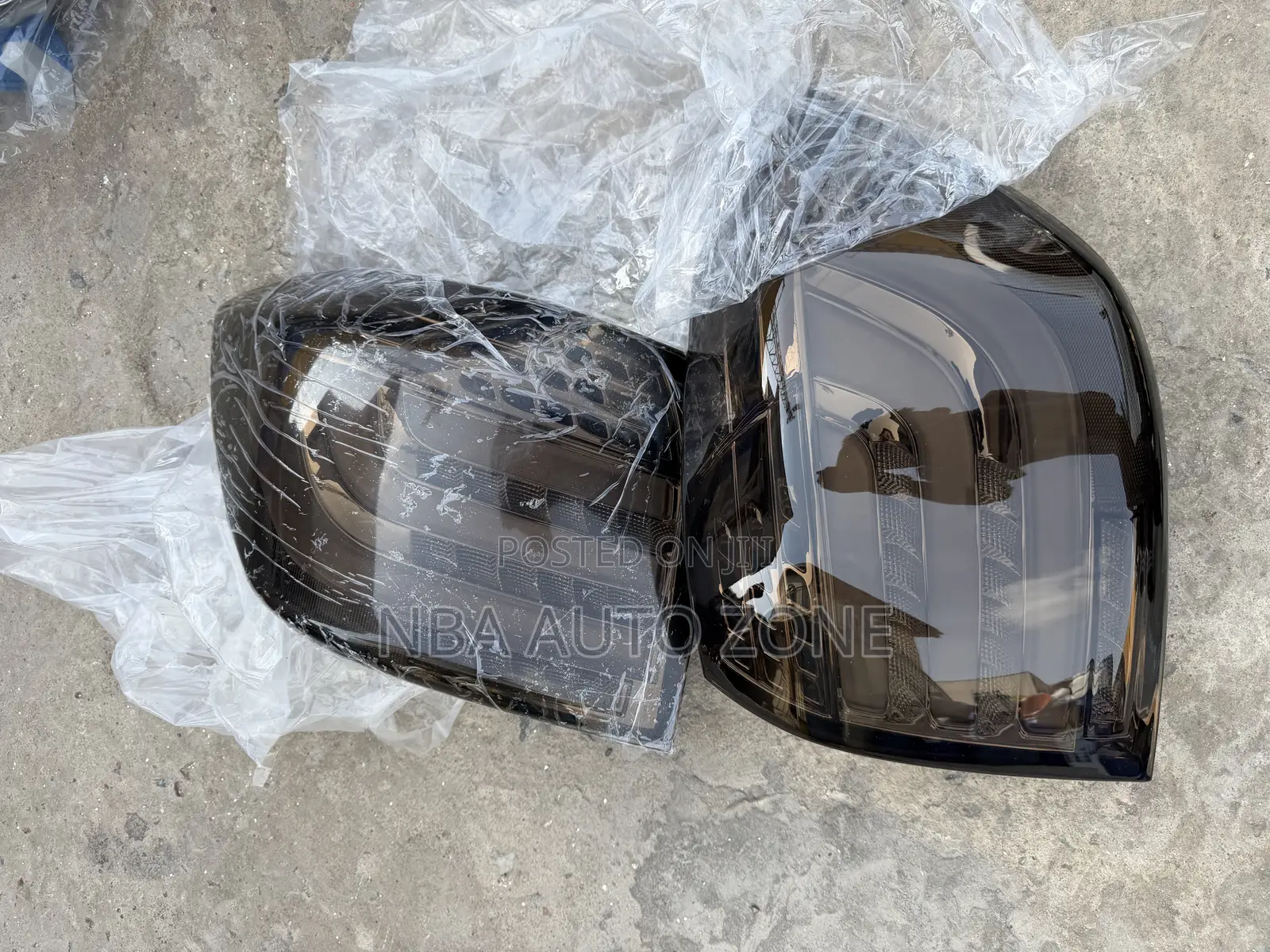 Toyota Highlander 2012-14 Spec Tail Light Smoked Type Pair