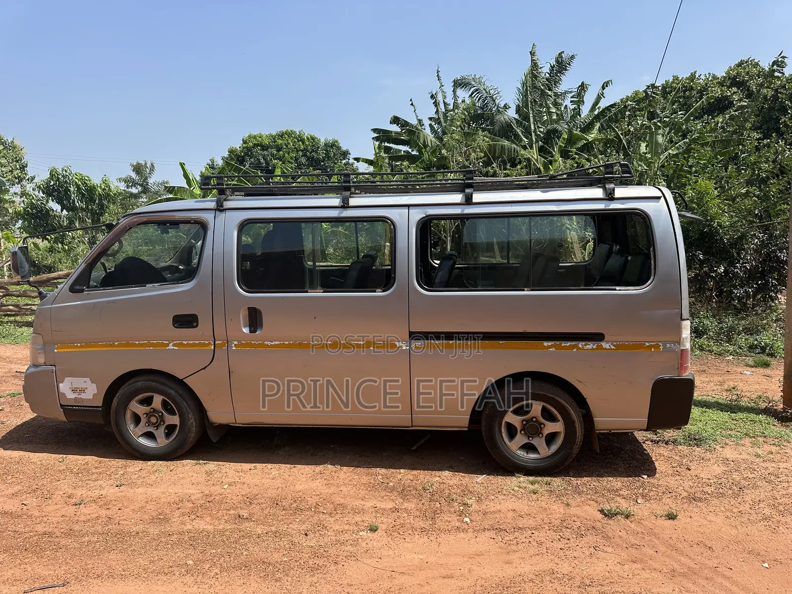 Nissan Caravan (Urvan) 2012 Grey