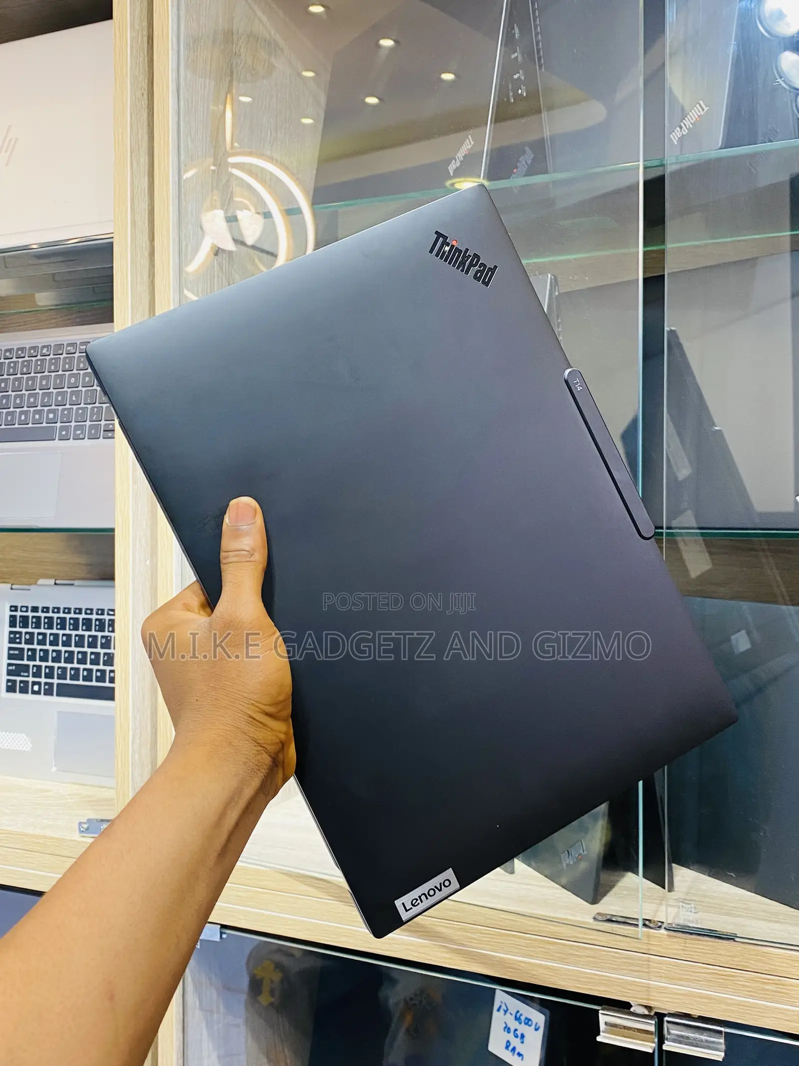 Laptop Lenovo ThinkPad T14 G4 32GB AMD Ryzen 5 SSD 1T